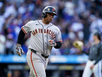 Rafael Devers impulsa a los Giants con dos jonrones en victoria sobre los Mets
