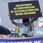 Residentes de Las Flores exigen terrenos de utilidad pública para construir escuela y liceo