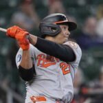 Samuel Basallo conecta su cuadrangular número 18 en victoria de los Orioles