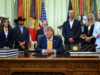 Trump afirma que México no tiene nada que ofrecer a EE. UU. más que alimentos