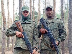 Un dominicano y un colombiano participan en la guerra entre Rusia y Ucrania