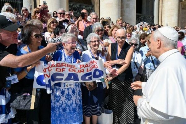 Una amistad de más de 50 años entre Anne Russell y León XIV se renueva en San Pedro