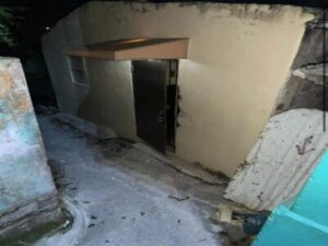 Una mujer rescatada por la Policía Nacional tras ser víctima de violencia doméstica