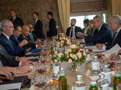 Abinader impulsa inversiones italianas en turismo y zonas francas