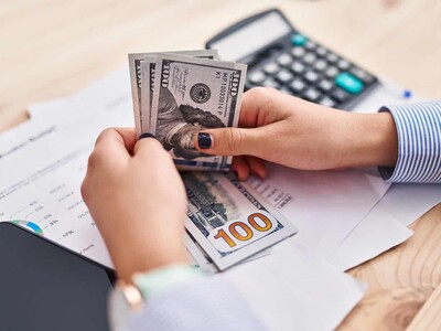 Bono del Tesoro de EE. UU. a 10 años sube a 5.04% con Fed sin cambios