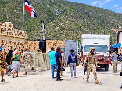 Comercio en Jimaní sigue activo pese a tensión en la frontera con Haití