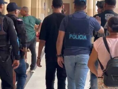 Dos hombres se entregan a la Policía por asesinato de comerciante en Licey al Medio