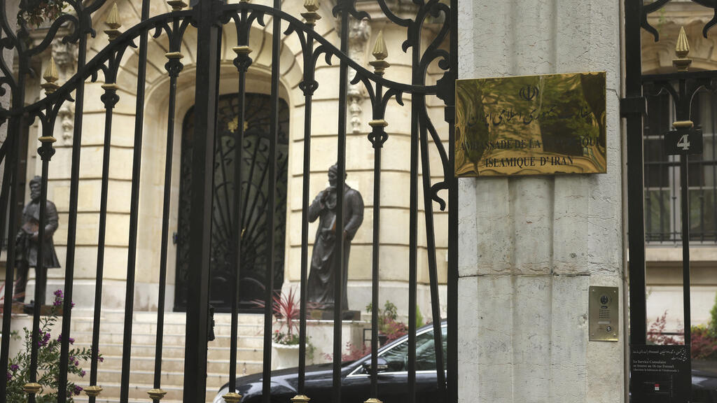 Francia convoca al embajador iraní por presunta desinformación