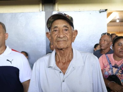 Gobierno entrega títulos de propiedad a 1,500 beneficiarios en El Almirante