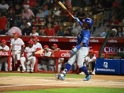 Jesús Madé debuta con jonrón y Tigres del Licey aplastan a Leones