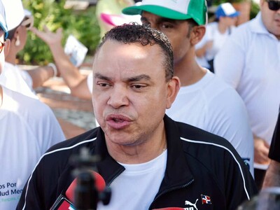 Julio Landrón llama a quitar el estigma sobre la salud mental