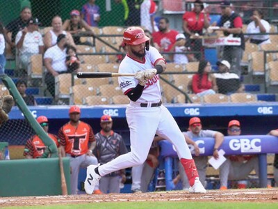 Leones vencen 2-0 a Toros con jonrón remolcador de Jonathan Guzmán