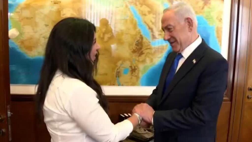 Netanyahu felicita a pasajeros de Flydubai tras incidente en vuelo
