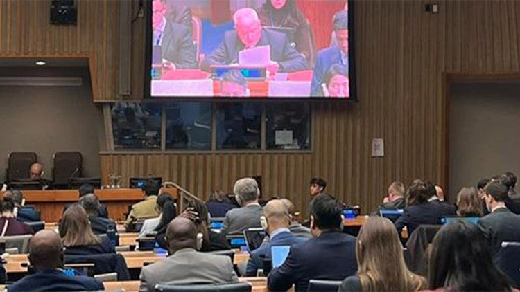 Santa Sede en la ONU pide reorientar recursos de armas hacia desarrollo humano